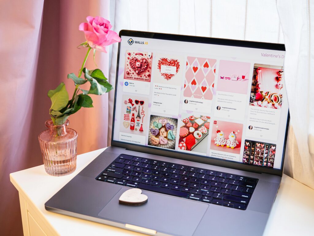 One wedding photo gallery repurposed into multiple Pinterest pins for a wedding creative